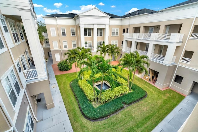 exterior space featuring a lawn