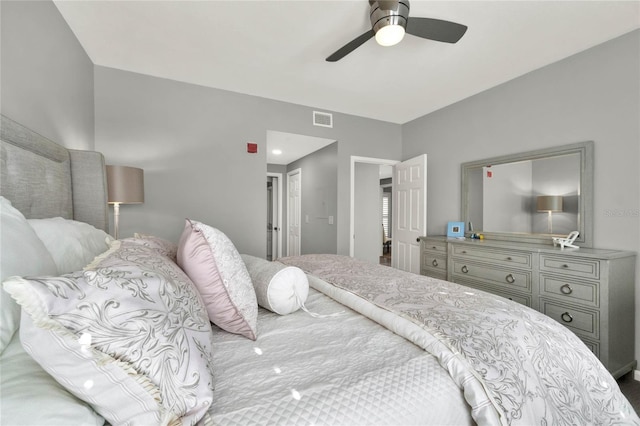 bedroom with ceiling fan