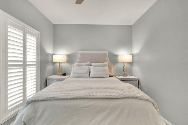 bedroom featuring ceiling fan