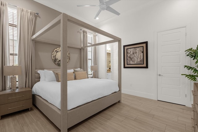 bedroom with ceiling fan