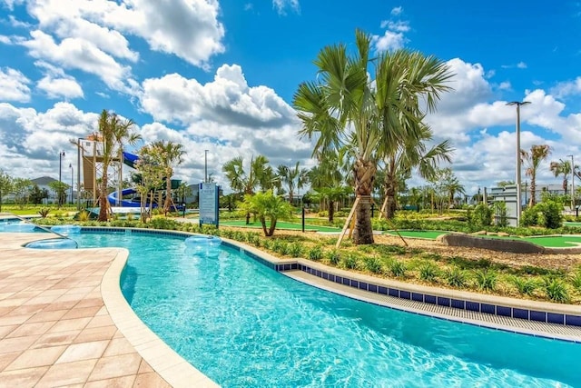 view of swimming pool