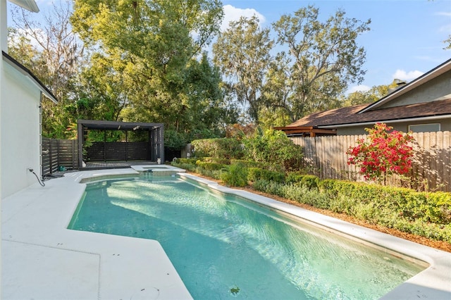 view of swimming pool