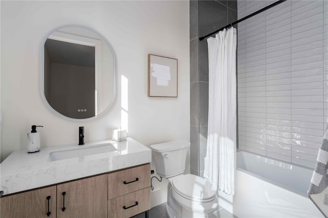 full bathroom featuring vanity, toilet, and shower / tub combo with curtain