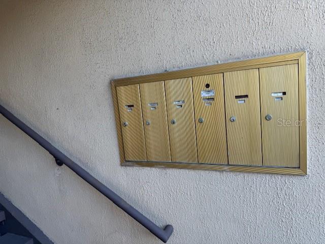 exterior details with mail boxes