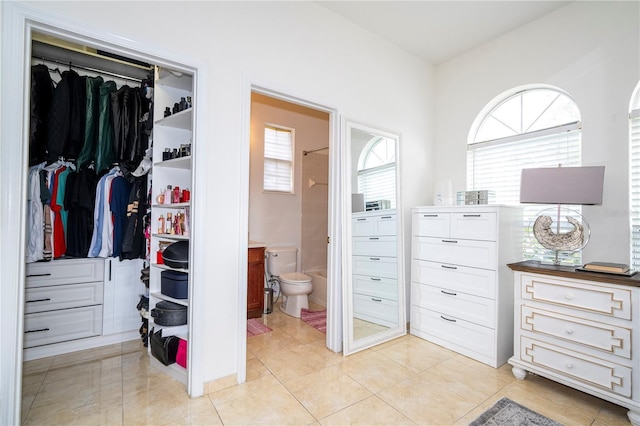 11410 Rapallo Ln, Windermere, FL 34786 - spacious closet featuring light tile patterned floors