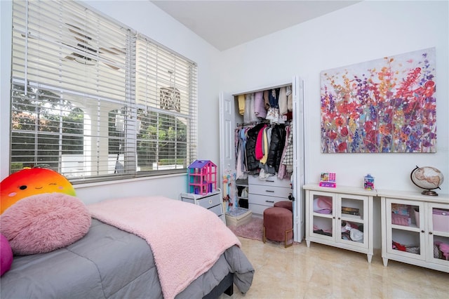 bedroom featuring a closet