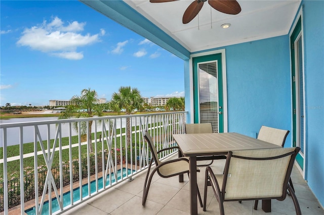 balcony with ceiling fan