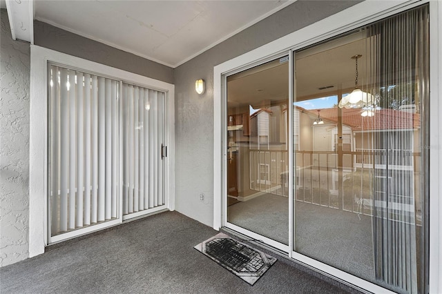 unfurnished sunroom with a notable chandelier