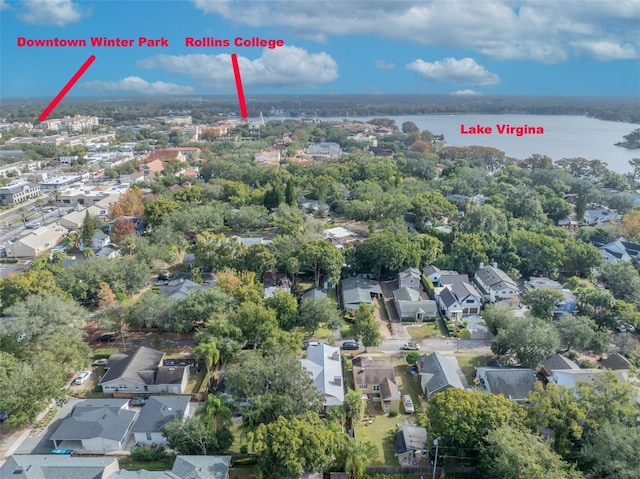 bird's eye view featuring a water view