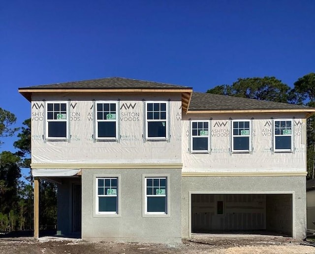 view of front facade featuring a garage