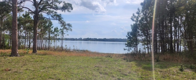 Listing photo 3 for 22 22, Umatilla FL 32784