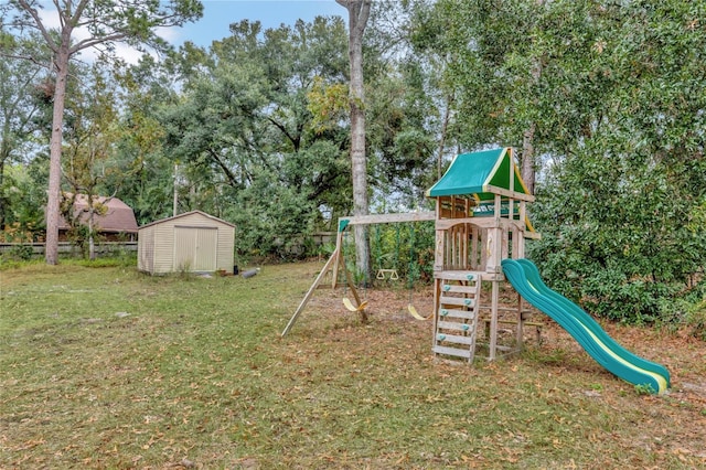 view of jungle gym with a lawn