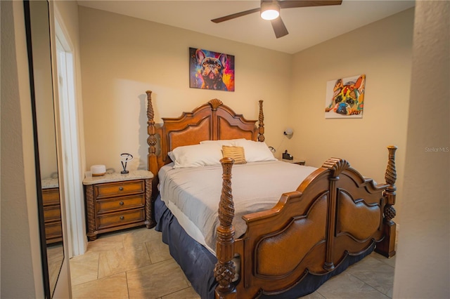 bedroom featuring ceiling fan