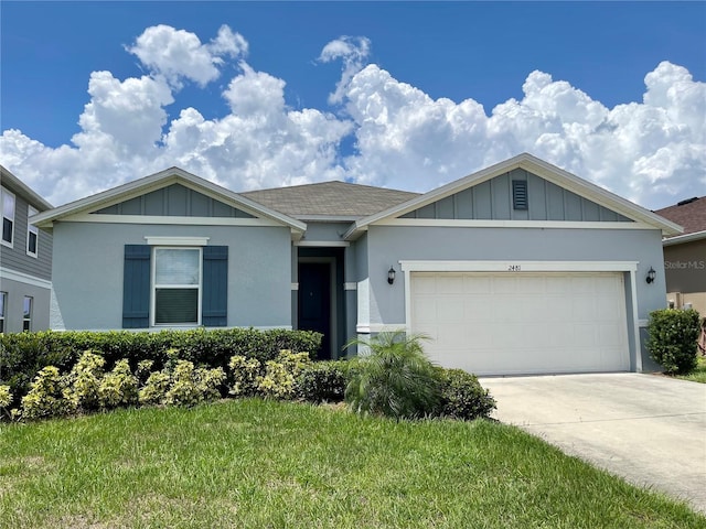 single story home featuring a garage