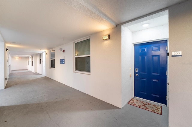 doorway to property with covered porch