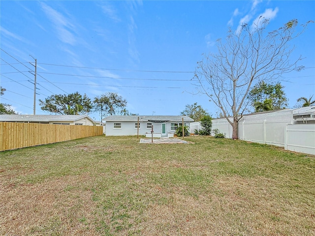 view of yard with a patio