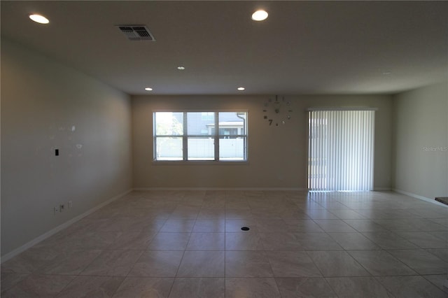 684 Bishop Bay Loop, Apopka, FL 32712 - unfurnished room with recessed lighting and light tile patterned flooring