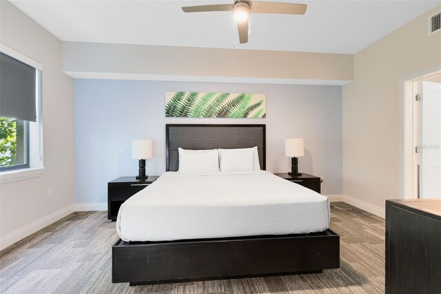 bedroom featuring ceiling fan