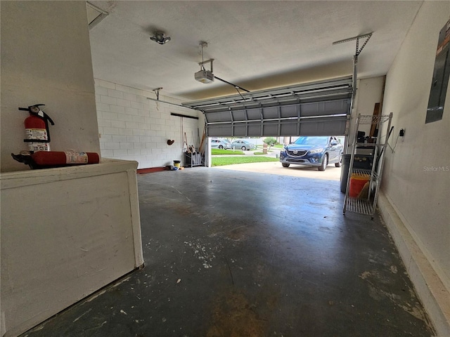 1022 Bartlett Ct, Oviedo, FL 32765 - garage featuring a garage door opener