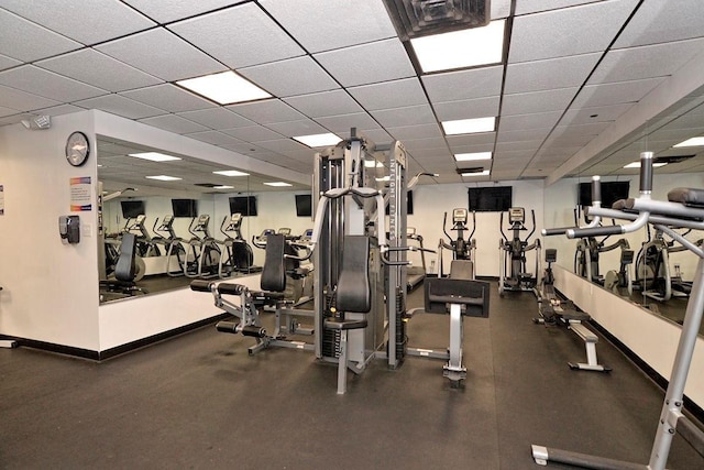 workout area with a drop ceiling