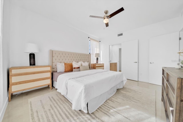 bedroom featuring ceiling fan