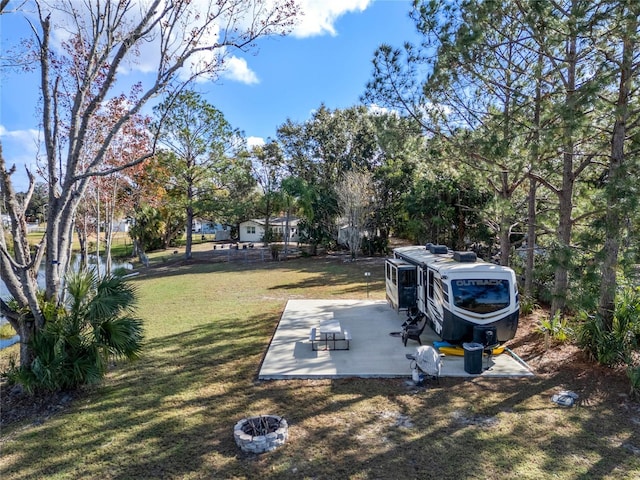 view of yard with a patio