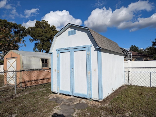 view of outbuilding