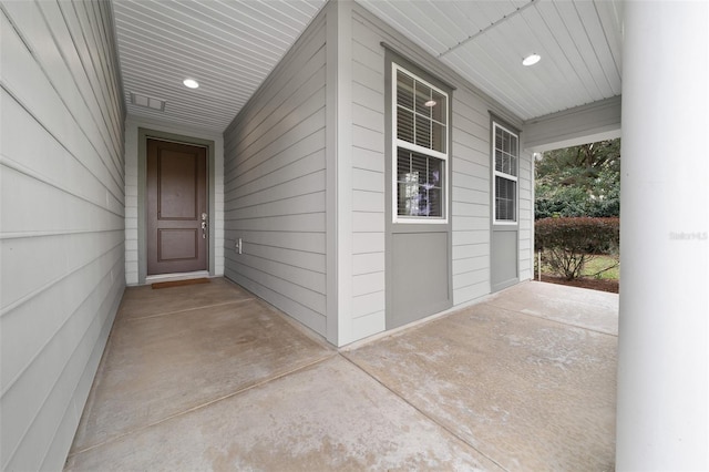 view of property entrance