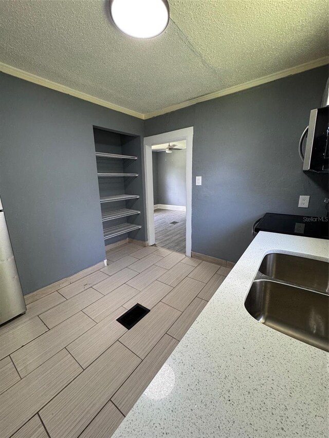 300 Hibiscus Dr, Sanford, FL 32773 - photo 9