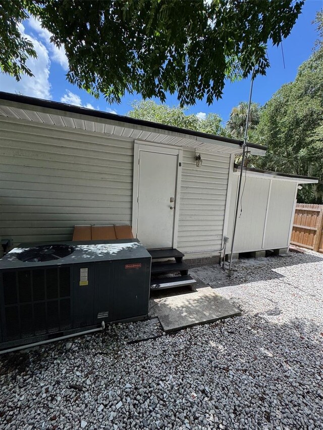 300 Hibiscus Dr, Sanford, FL 32773 - photo 13