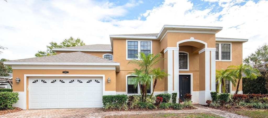 view of front of house featuring a garage