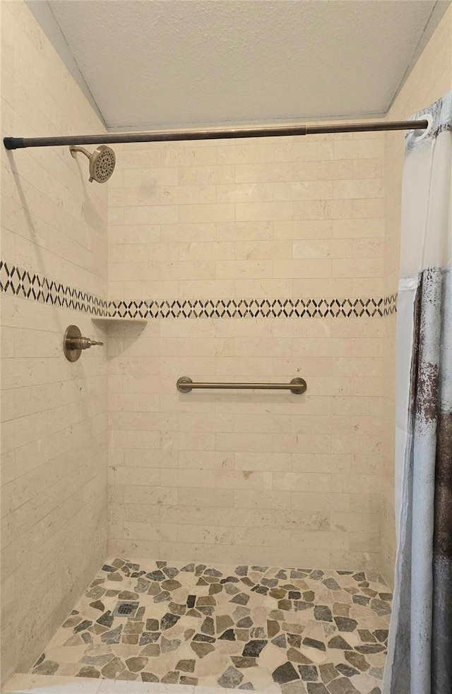 bathroom with walk in shower