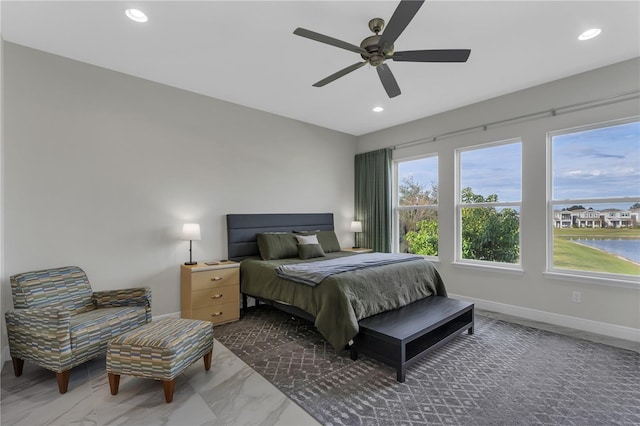 bedroom with ceiling fan