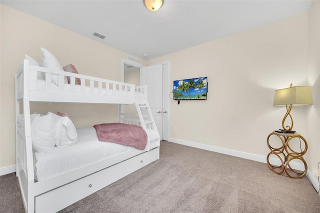 bedroom with carpet flooring