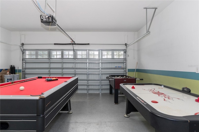 rec room featuring billiards