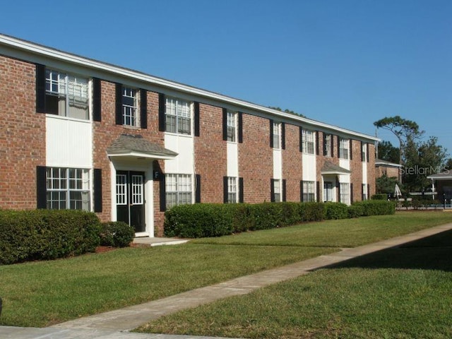 view of building exterior