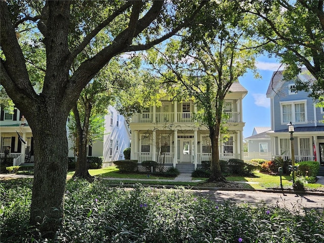 view of front of property with covered porch