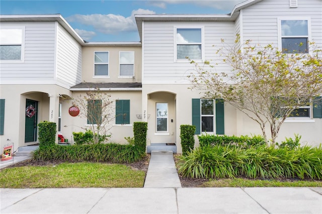 view of townhome / multi-family property