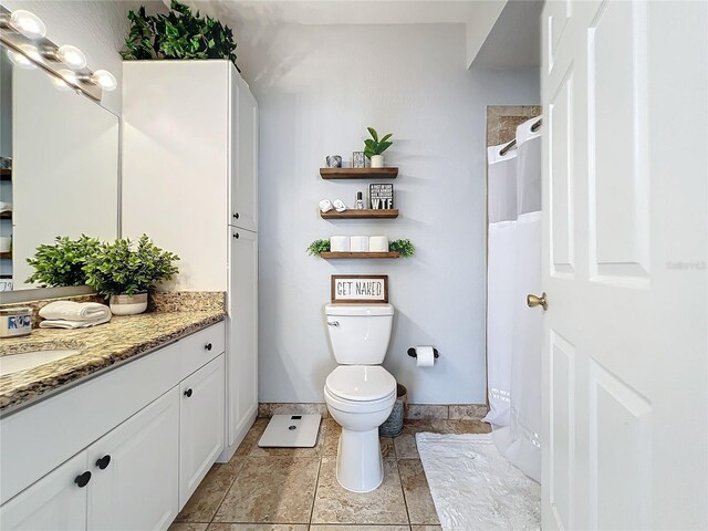 5269 Wellington Park Cir Unit 23, Orlando, FL 32839 - full bath with vanity and a shower with shower curtain