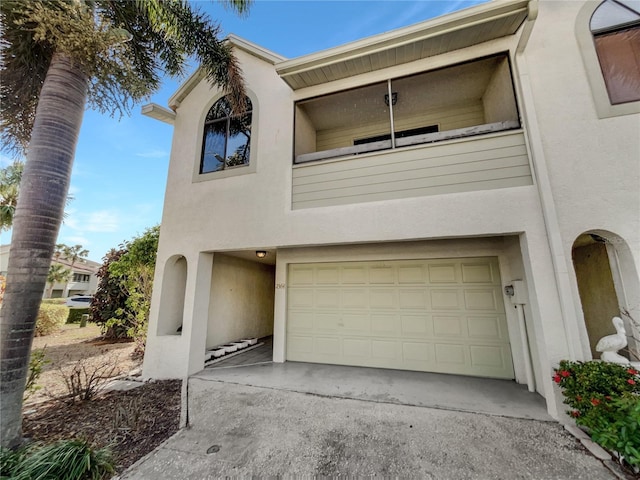 view of front facade with a garage