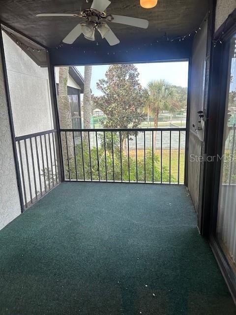 balcony with ceiling fan