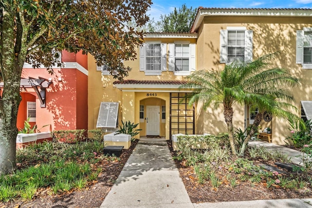 view of mediterranean / spanish-style home