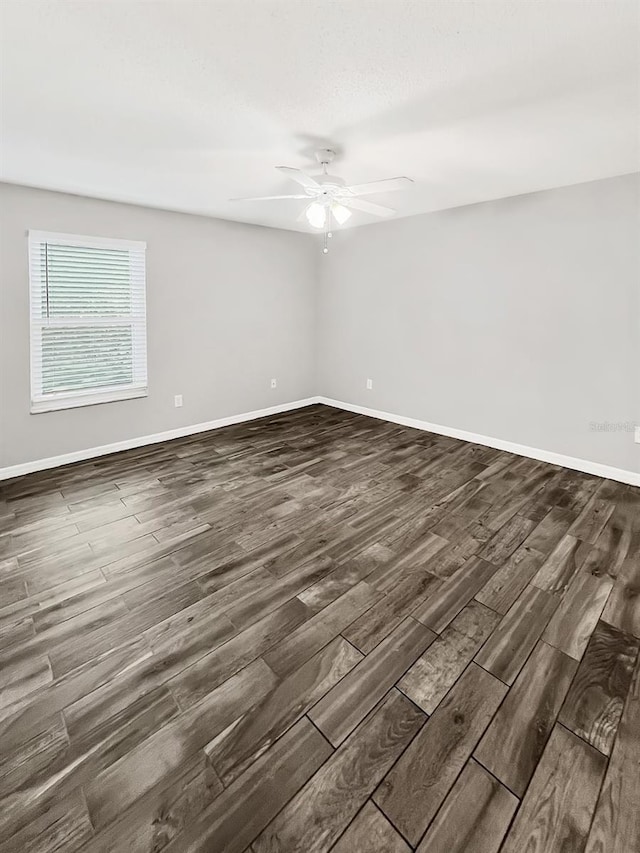 unfurnished room featuring ceiling fan