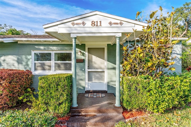 view of property entrance