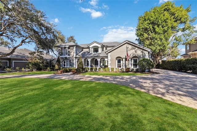 view of front facade with a front yard