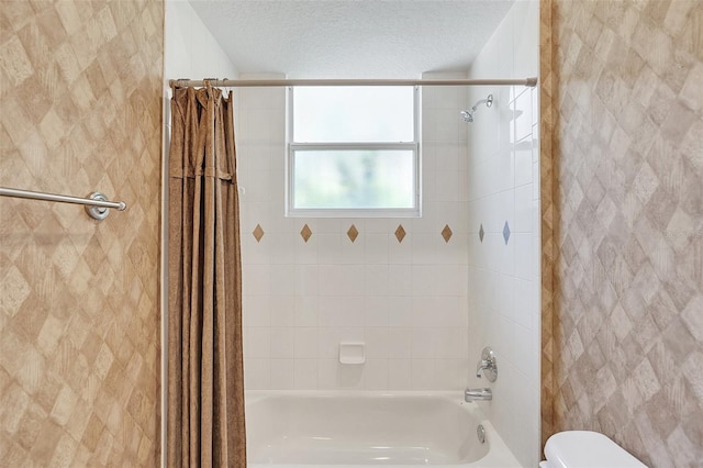 1610 Conway Isle Cir, Belle Isle, FL 32809 - bathroom with shower / bathtub combination with curtain and a textured ceiling