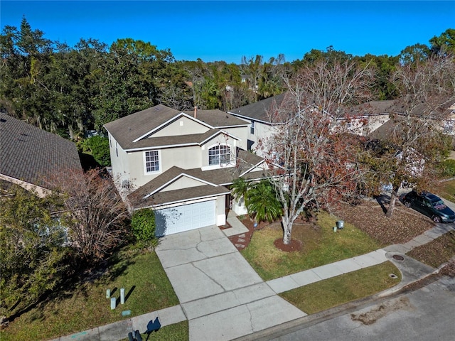 view of front facade featuring a front yard