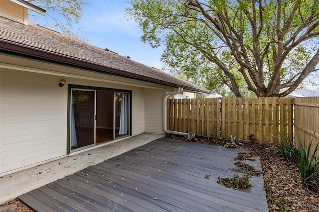 deck featuring fence