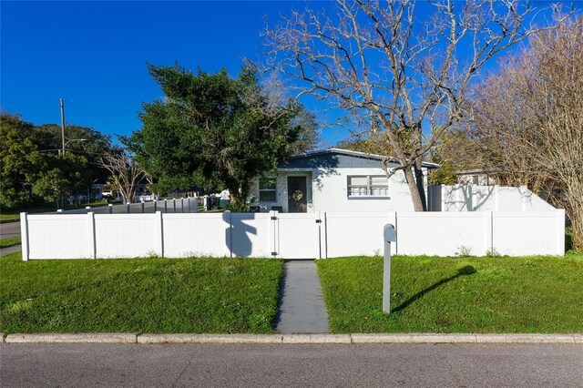 1202 Dewey Ave, Orlando, FL 32808 - photo 2