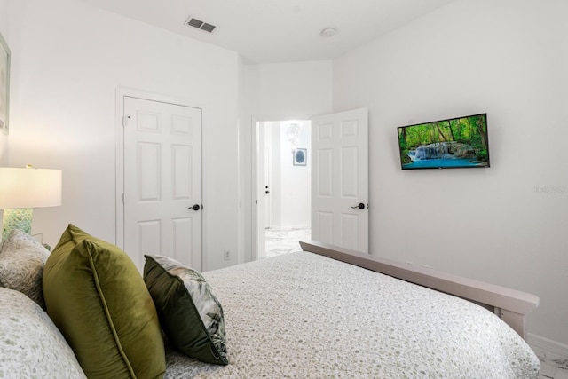 bedroom featuring a closet